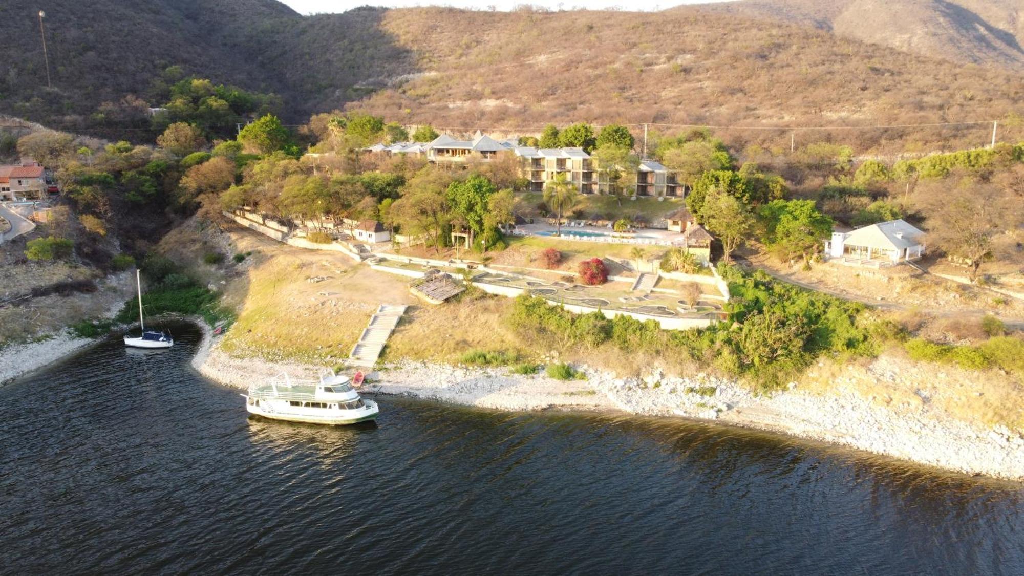 Hotel Del Dique 카브라 코랄 외부 사진