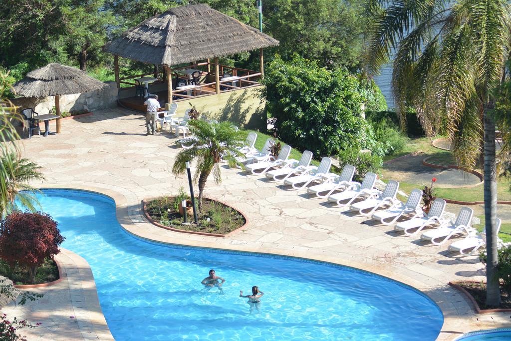 Hotel Del Dique 카브라 코랄 외부 사진