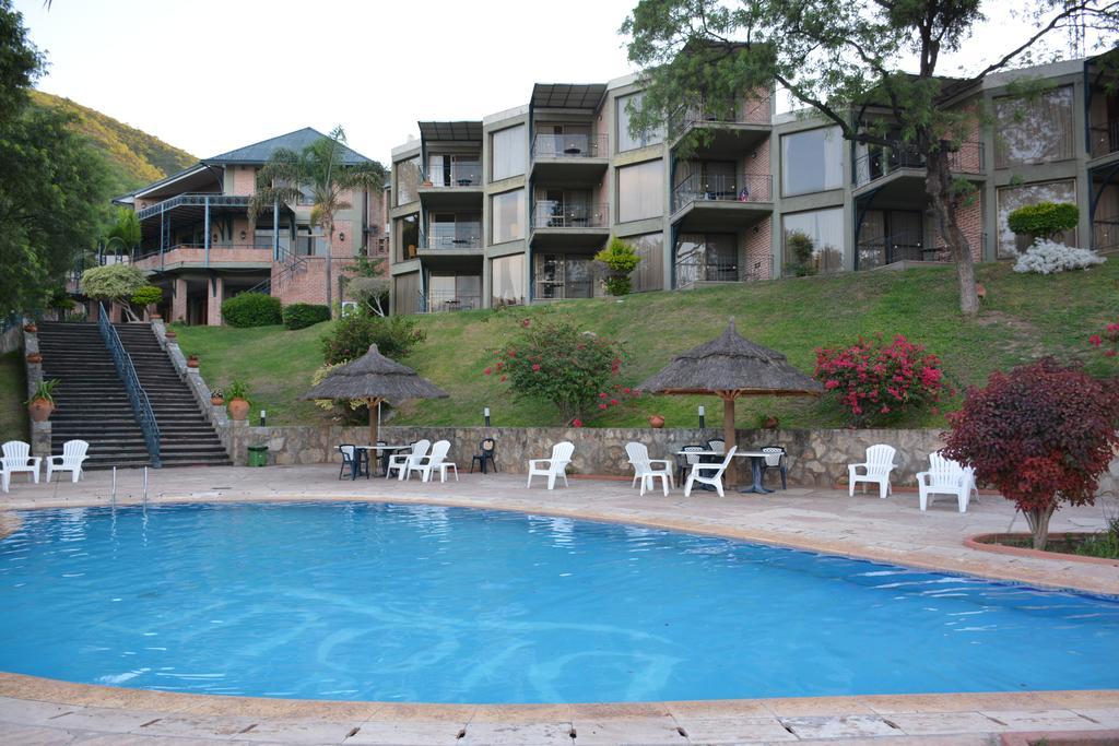 Hotel Del Dique 카브라 코랄 외부 사진