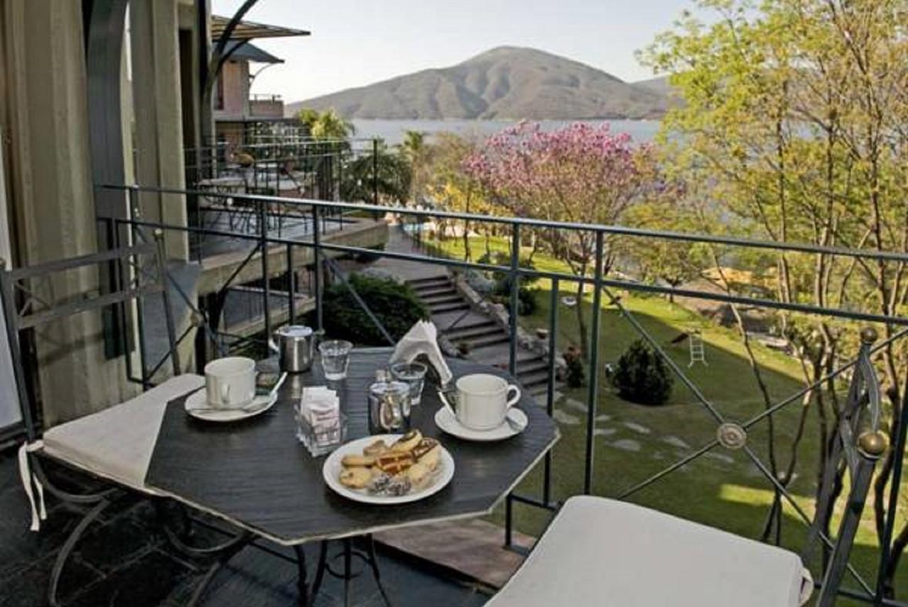 Hotel Del Dique 카브라 코랄 외부 사진