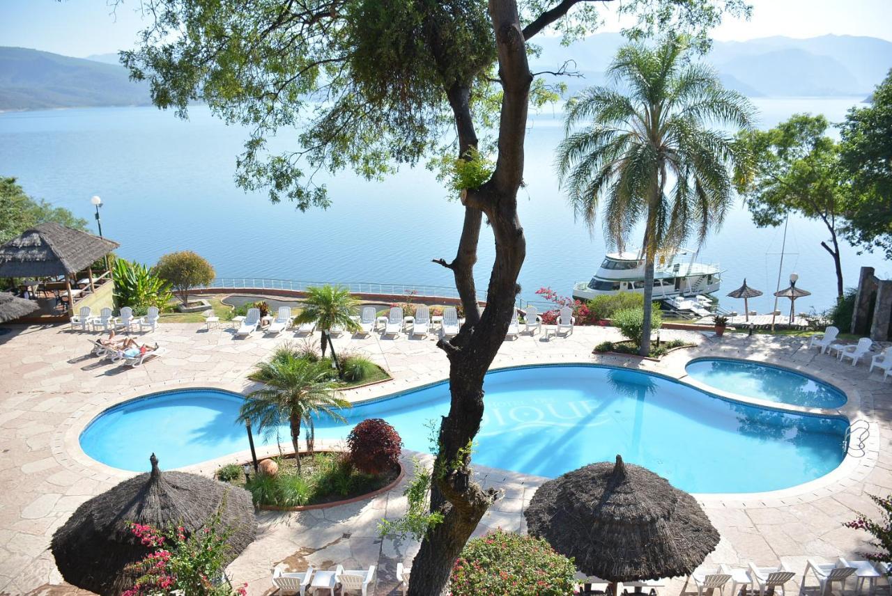 Hotel Del Dique 카브라 코랄 외부 사진
